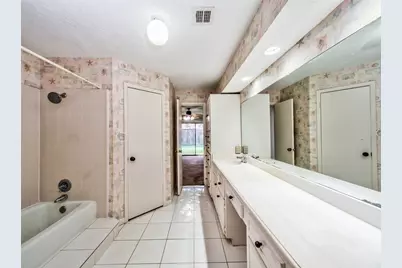 8022 La Brea Drive, Houston, TX 77083 - Photo 25