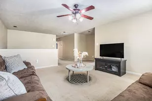 9719 Opal Rock Dr, Rosharon, TX 77583 - Photo 17