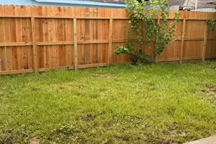5136 Leeland St, Houston, TX 77023 - Photo 7