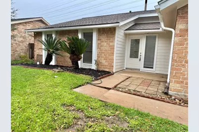 3007 Wagon Trail Drive, Sugar Land, TX 77479 - Photo 5