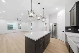 4035 Buck St, Houston, TX 77020 - Photo 7