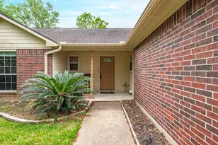 11719 Santa Fe Tr, Santa Fe, TX 77510 - Photo 5