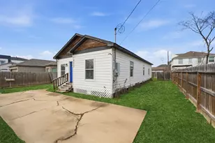 4217 Sterling St, Houston, TX 77051 - Photo 3