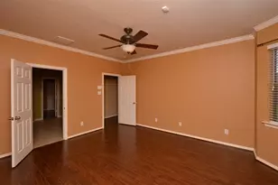4019 Jade Cove Ln, Sugar Land, TX 77479 - Photo 11
