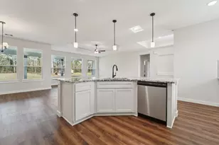 840 Barton Place Dr, Cleveland, TX 77327 - Photo 15