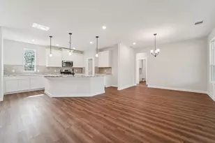 840 Barton Place Dr, Cleveland, TX 77327 - Photo 11