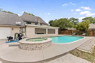 27202 Wells Ln, Conroe, TX 77385 - Photo 33