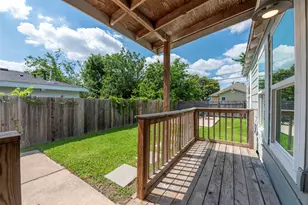 1121 Panama St, Houston, TX 77009 - Photo 3