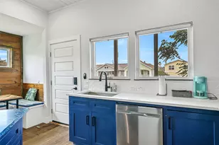 2909 Avenue R, Galveston, TX 77550 - Photo 7
