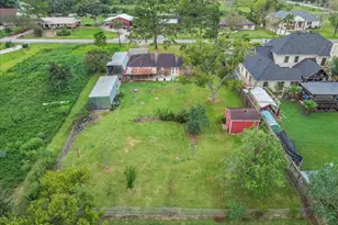 15918 Spinks Rd, Alvin, TX 77511 - Photo 23