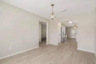 28931 Sedgefield St, Spring, TX 77386 - Photo 5