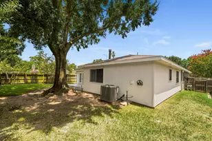 28931 Sedgefield St, Spring, TX 77386 - Photo 23