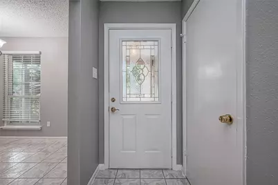 3923 Issacks Way, Sugar Land, TX 77479 - Photo 5