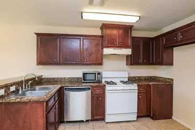 8424 Cannon Street, Houston, TX 77051 - Photo 7