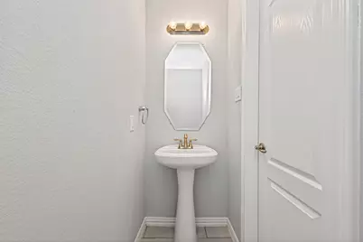 17 Road 6615, Dayton, TX 77535 - Photo 7