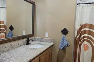 98 Dog Fish Dr, Palacios, TX 77465 - Photo 9