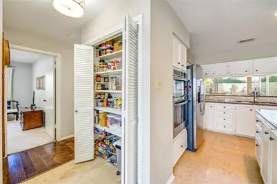 1843 Round Lake Drive, Houston, TX 77077 - Photo 17
