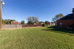 615 Cypress Ave, Fresno, TX 77545 - Photo 45