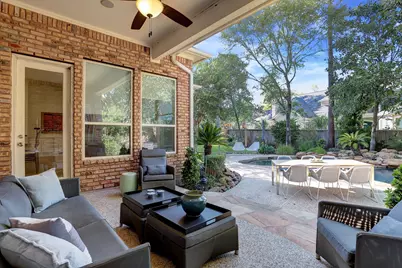127 E Bracebridge Circle, The Woodlands, TX 77382 - Photo 41