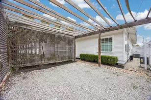801 Walton St, Houston, TX 77009 - Photo 41