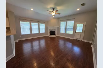 395 Livingstone Lane, League City, TX 77573 - Photo 5