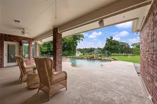 12010 Live Oak Dr, Magnolia, TX 77354 - Photo 9