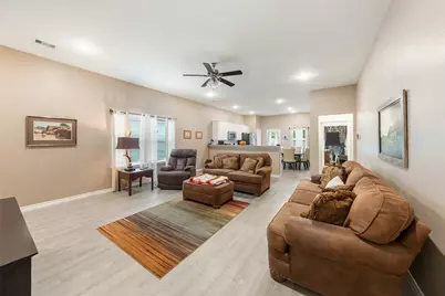 306 Helen Street, Cleveland, TX 77328 - Photo 5