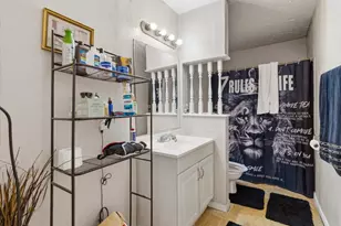 805 S Circle Dr, Baytown, TX 77520 - Photo 9