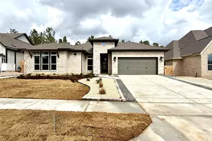 1728 Howler Wy, Montgomery, TX 77316 - Photo 1