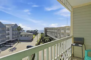 6300 Seawall Blvd, Galveston, TX 77551 - Photo 11