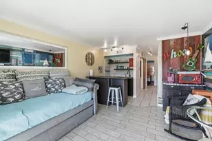 6300 Seawall Blvd, Galveston, TX 77551 - Photo 3