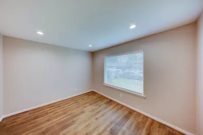 7732 Avenue I, Houston, TX 77012 - Photo 19