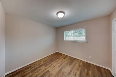 7732 Avenue I, Houston, TX 77012 - Photo 13
