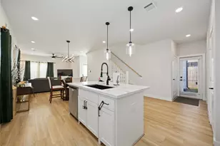 2211 Dan St, Houston, TX 77020 - Photo 9