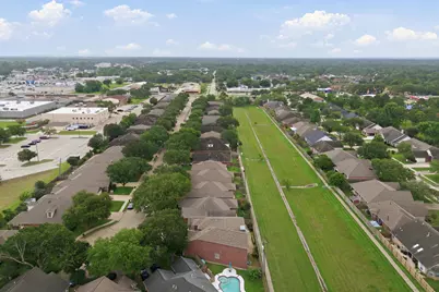 412 Live Oak Lane, Friendswood, TX 77546 - Photo 31