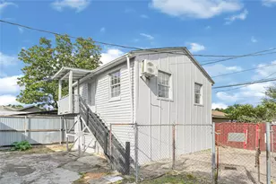302 S 72nd St, Houston, TX 77011 - Photo 19