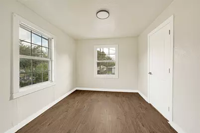 302 S 72nd Street, Houston, TX 77011 - Photo 23
