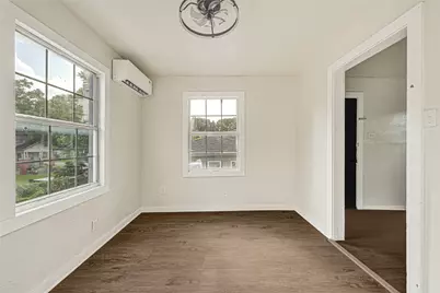 302 S 72nd Street, Houston, TX 77011 - Photo 21