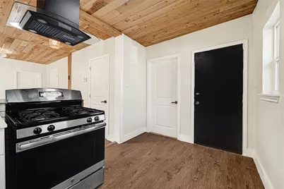 302 S 72nd Street, Houston, TX 77011 - Photo 11