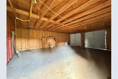 202 Cotton Street, Jones Creek, TX 77541 - Photo 9