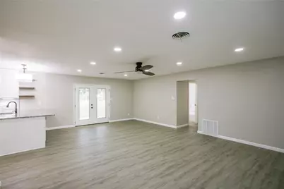 506 Rhodes Road, Victoria, TX 77904 - Photo 13