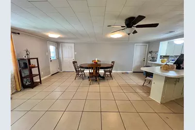 424 Evans Street, Angleton, TX 77515 - Photo 5