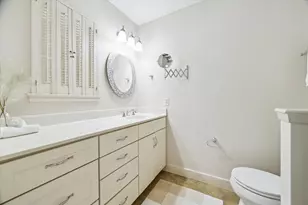 2065 Winrock Blvd, Houston, TX 77057 - Photo 23