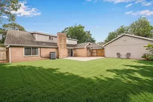 7822 Twin Hills Dr, Houston, TX 77071 - Photo 13
