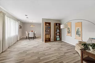7822 Twin Hills Dr, Houston, TX 77071 - Photo 3