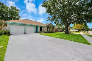 4830 Ridgestone St, Houston, TX 77053 - Photo 3