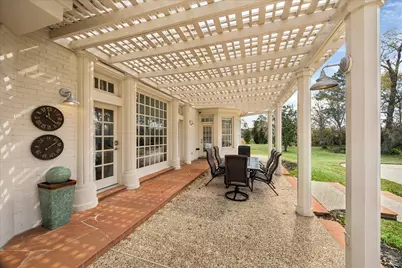 106 Melody Lane, Friendswood, TX 77546 - Photo 45