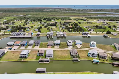 2101 Madison, Crystal Beach, TX 77650 - Photo 15