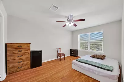 9106 Fuqua Breeze Drive, Houston, TX 77075 - Photo 21