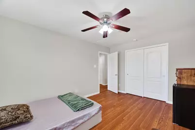 9106 Fuqua Breeze Drive, Houston, TX 77075 - Photo 23